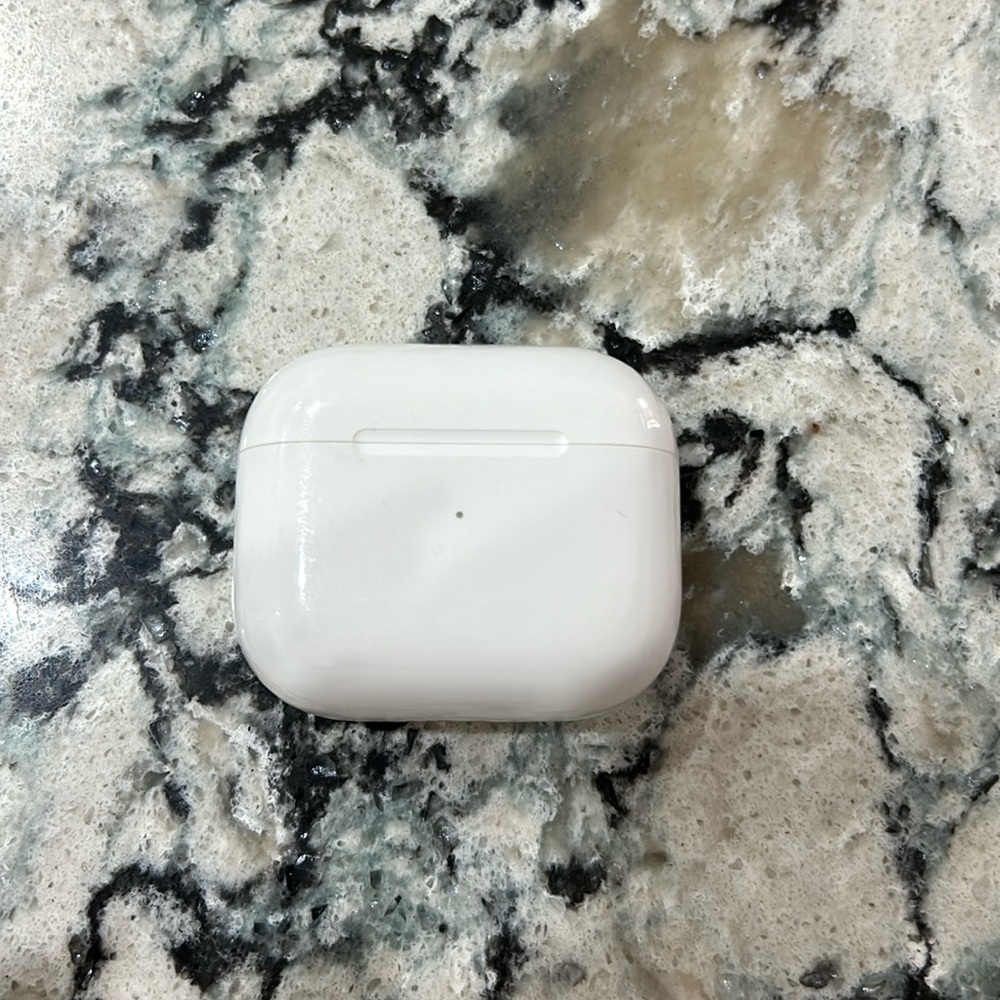 Apple AirPods